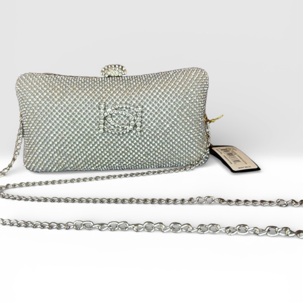 NWT - Bebe Dianna Hard Shell Diamond Clutch Silver/White Evening Bag with Chain - Picture 7 of 10
